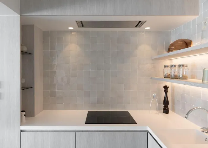 Designappartement Met Zijdelings Zicht Op Zee *