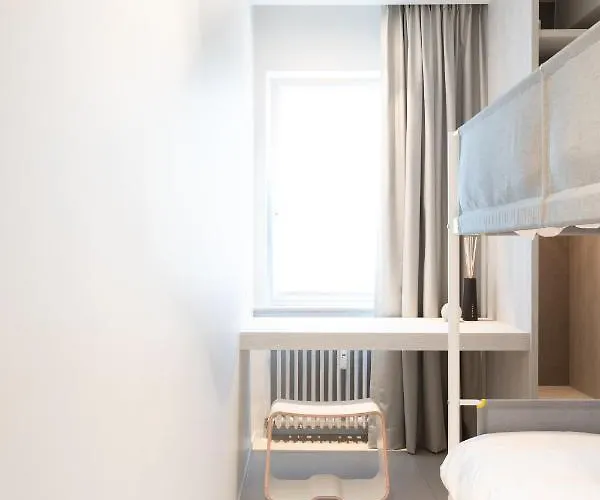 Designappartement Met Zijdelings Zicht Op Zee *